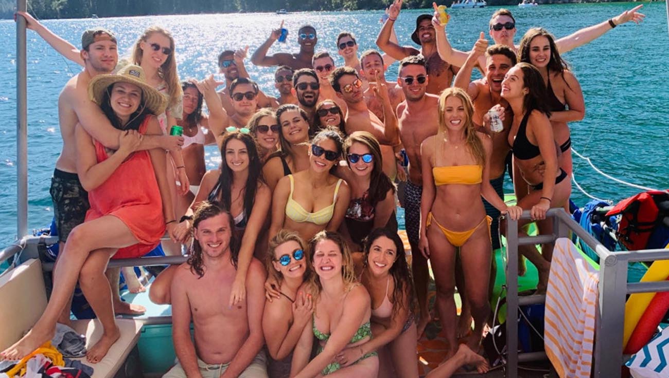 Travel Tahoe : Lake Tahoe Activates : Craft Your Tahoe Escape - Party Boat Vivid Dreams