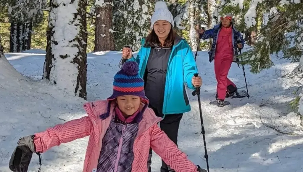 Beginner and Family Snowshoeing Tour