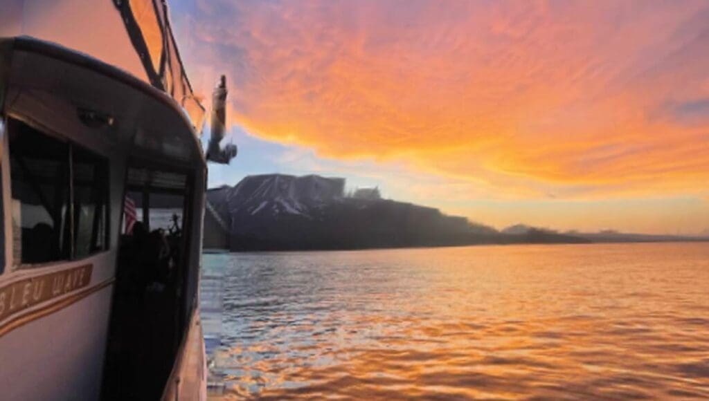 Sunset Boat Tour Of Emerald Bay