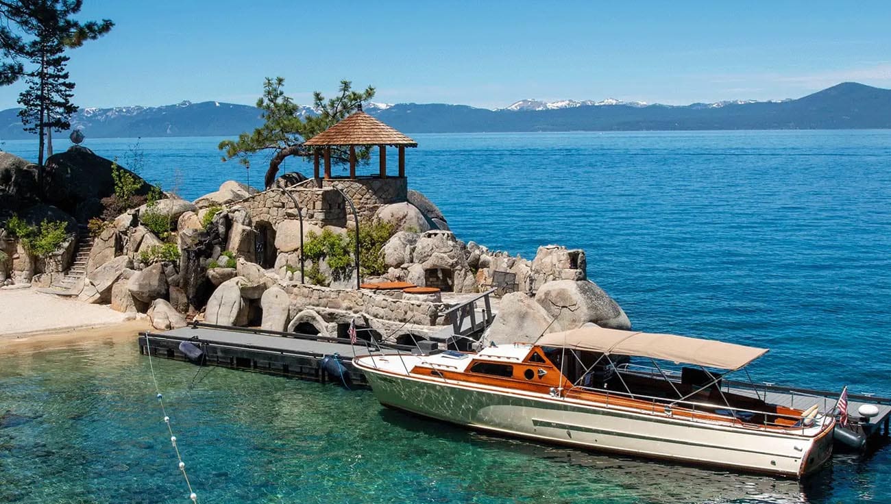 Travel Tahoe - Experiences - Cruise Tahoe Thunderbird Lodge Tour